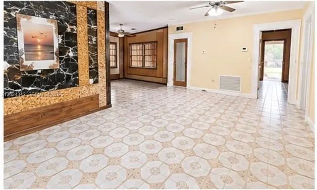 5 of 10 - 6225 Sw 59th Street, South Miami, FL