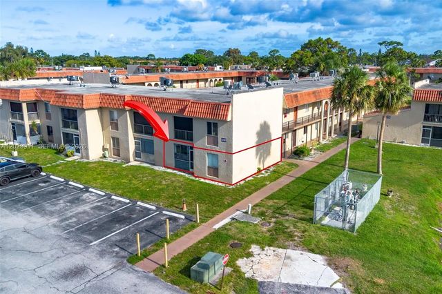 6100 Forest Hill Boulevard #107, West Palm Beach