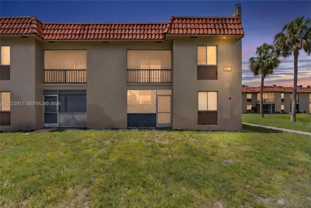 2 of 46 - 6100 Forest Hill Boulevard #107, West Palm Beach, FL