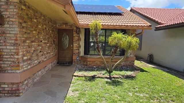 4 of 23 - 2499 Nw 92nd Avenue, Coral Springs, FL