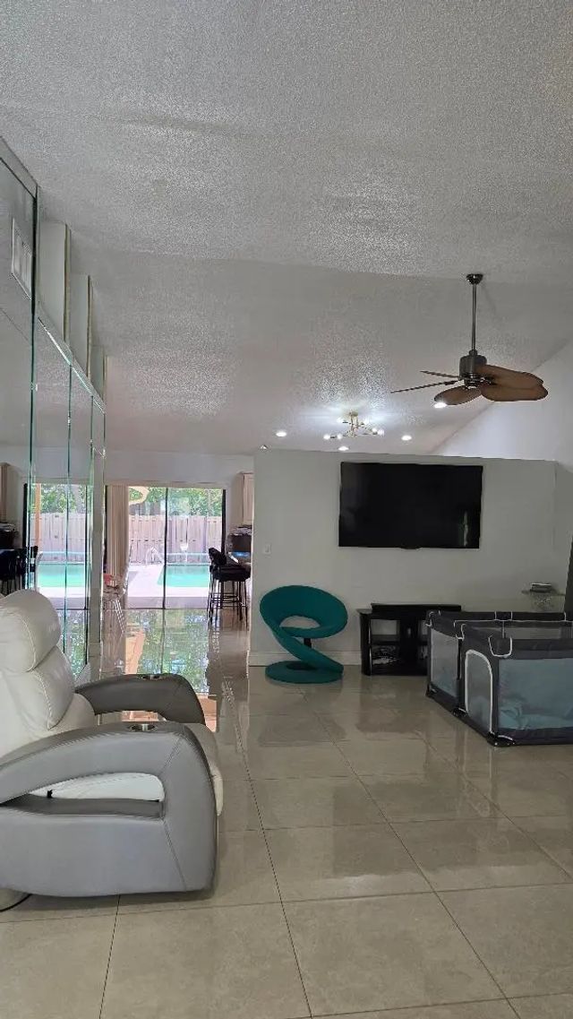 5 of 23 - 2499 Nw 92nd Avenue, Coral Springs, FL