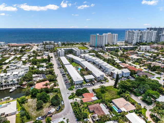 228 Hibiscus Avenue #233, Lauderdale-By-The-Sea