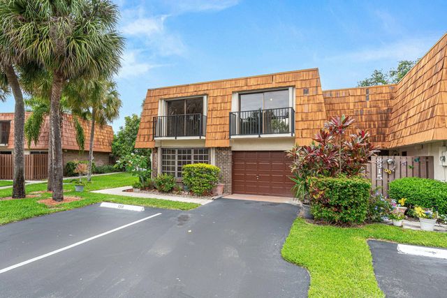 2 of 49 - 8321 S Coral Circle, North Lauderdale, FL