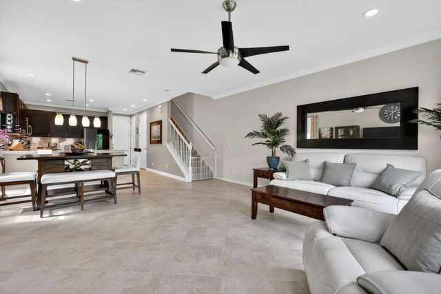 4 of 44 - 615 Sw Glen Crest Way, Stuart, FL