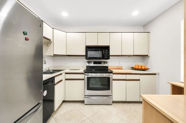3 of 17 - 3077 Carambola Circle S, Coconut Creek, FL