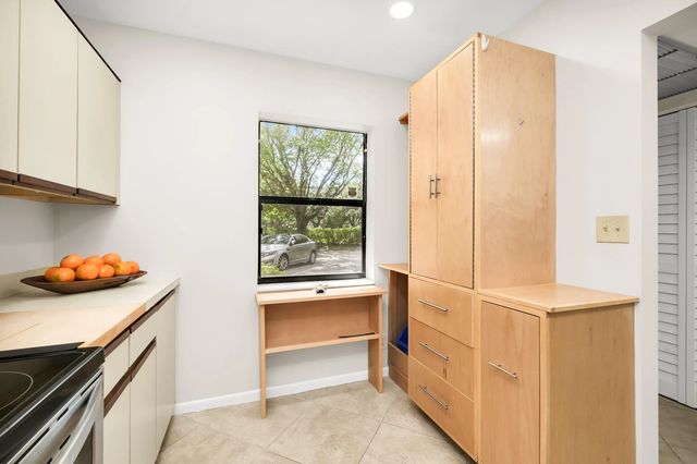 4 of 17 - 3077 Carambola Circle S, Coconut Creek, FL