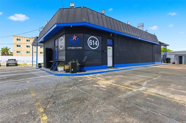 612 N Dixie Highway, Hollywood