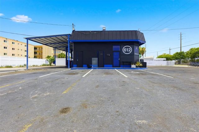 3 of 25 - 612 N Dixie Highway, Hollywood, FL