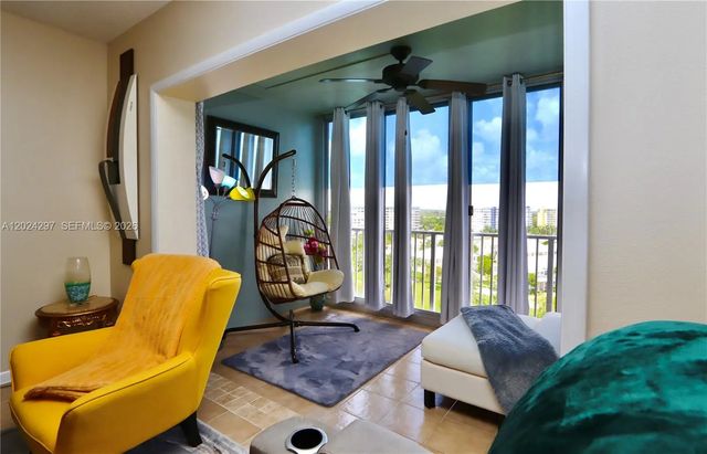 5 of 40 - 3850 Washington Street #1010, Hollywood, FL