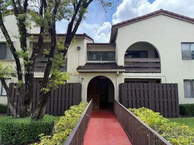 8911 Sw 123rd Court #203, Miami