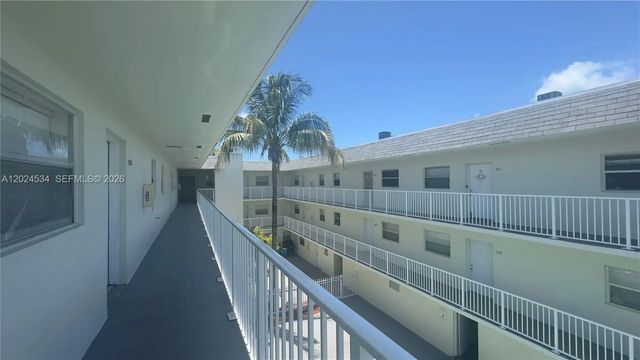 12890 Ne 8th Avenue #302, North Miami