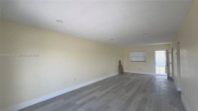 4 of 15 - 12890 Ne 8th Avenue #302, North Miami, FL