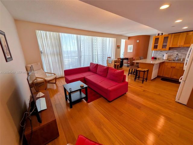 3 of 16 - 1720 Harrison Street #14d, Hollywood, FL