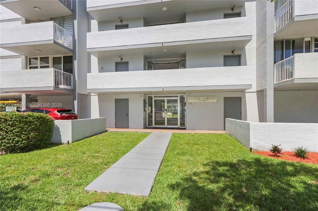 16518 Ne 26th Avenue #405, North Miami Beach