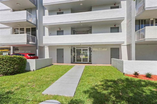 16518 Ne 26th Avenue #405, North Miami Beach
