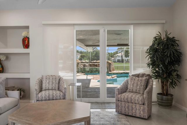 5 of 54 - 15880 Meadow Wood Drive, Wellington, FL