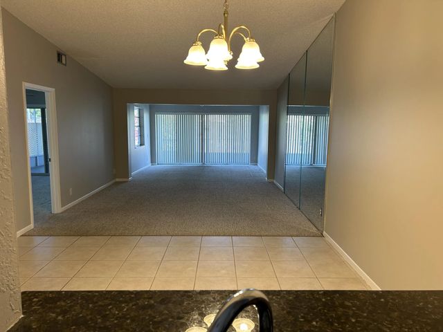 3 of 17 - 4210 Lucerne Villas Lane, Lake Worth, FL