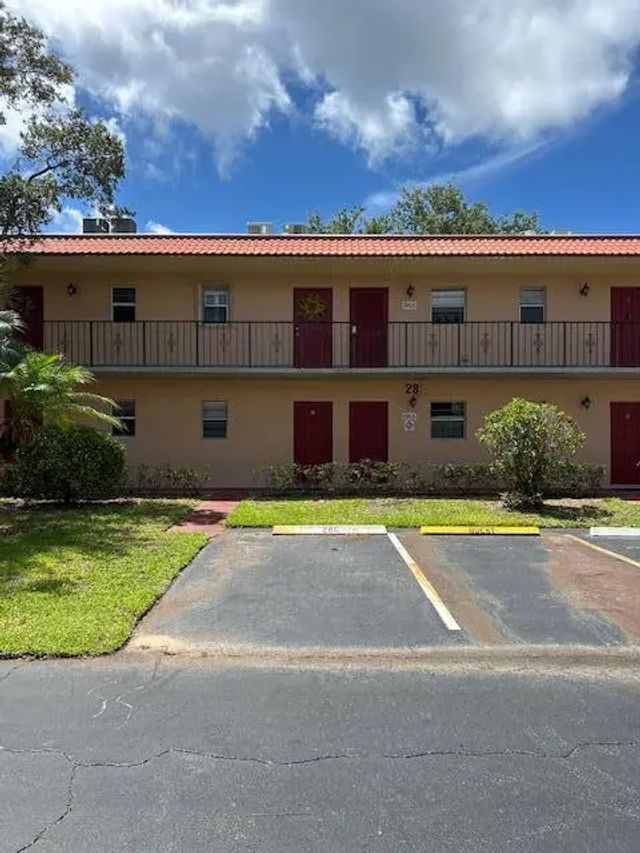 1955  Sw Palm City Road #28 H, Stuart