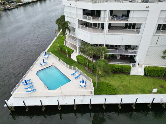 4 of 43 - 3100 Ne 47th Court #305, Fort Lauderdale, FL