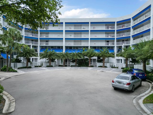 5 of 43 - 3100 Ne 47th Court #305, Fort Lauderdale, FL