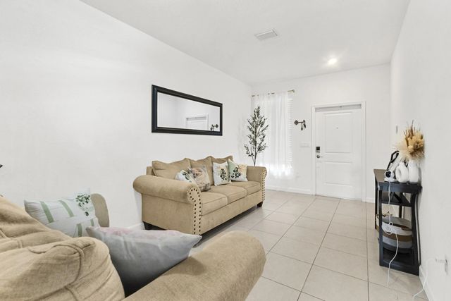 3 of 35 - 2688 Nw 55th Terrace, Lauderhill, FL