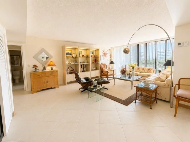 2 of 50 - 3589 S Ocean Boulevard #404, South Palm Beach, FL
