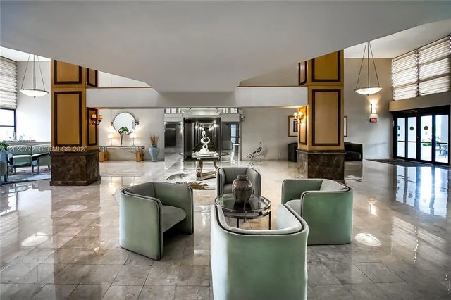 5 of 48 - 600 Sw Parkview Drive #505, Hallandale Beach, FL