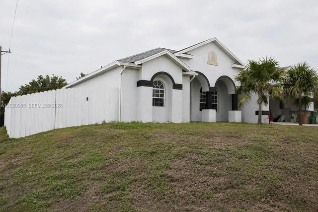 4 of 34 - 1602 Sw 14th Street, Cape Coral, FL