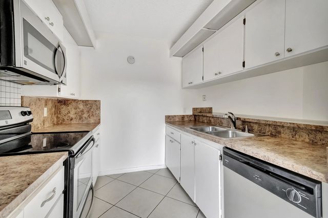 3 of 52 - 311 3rd Way, West Palm Beach, FL