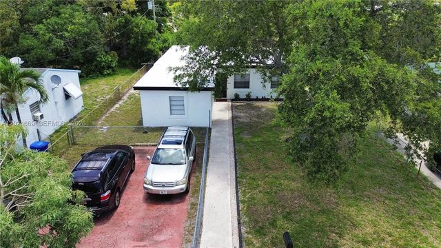 4 of 21 - 404 Nw 18th Avenue, Fort Lauderdale, FL