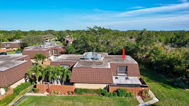 4 of 33 - 5852 Se Riverboat Drive #321, Stuart, FL