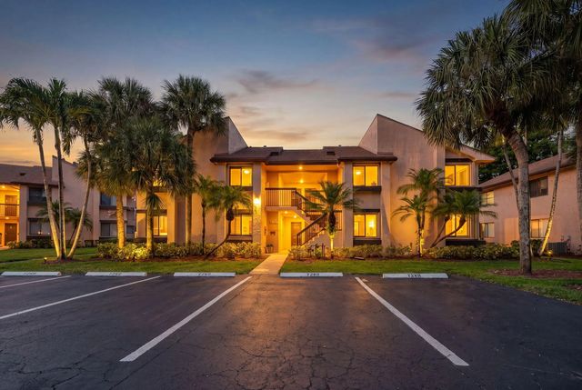 2 of 37 - 2240 Sw 92nd Terrace #2402, Davie, FL