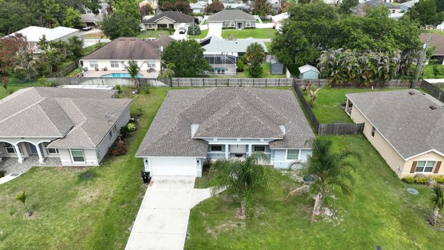 4 of 26 - 134 Nw Heather Street, Port St. Lucie, FL