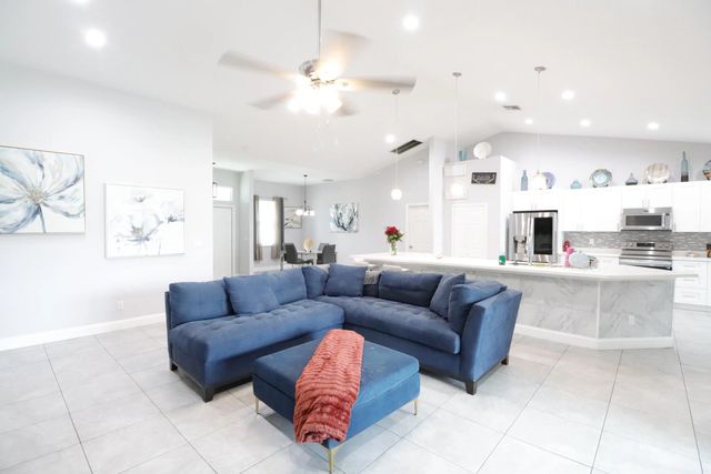 5 of 26 - 134 Nw Heather Street, Port St. Lucie, FL