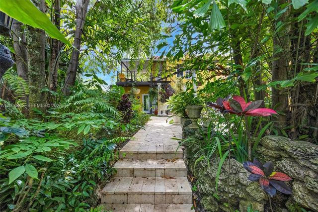 5 of 61 - 650 Ne 76th Street, Miami, FL
