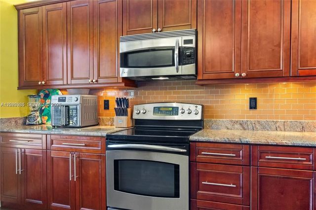 5 of 49 - 5519 Fairway Park Drive #203, Boynton Beach, FL