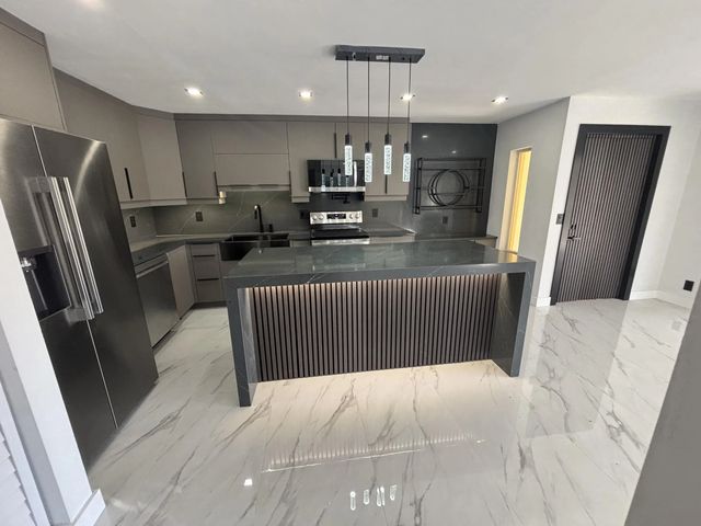 4695 Sable Pine Circle #c2, West Palm Beach