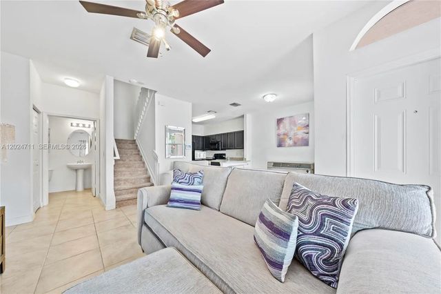 5 of 29 - 3535 Nw 29th Court, Lauderdale Lakes, FL