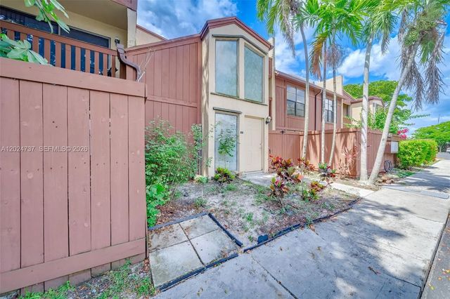 3 of 46 - 6547 Sw 116th Place #c, Miami, FL