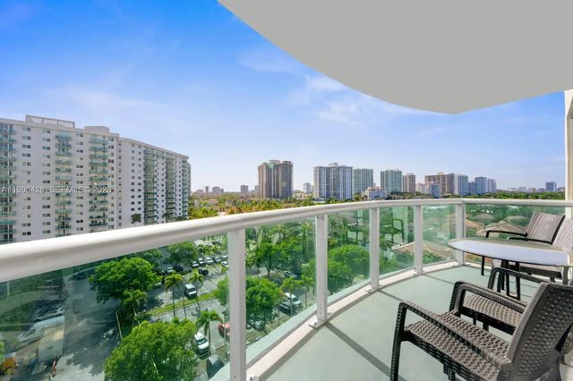 2 of 16 - 19370 Collins Avenue #916, Sunny Isles Beach, FL