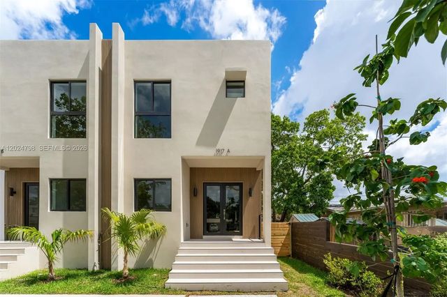 3 of 38 - 1917 Nw 17 Street #a, Miami, FL