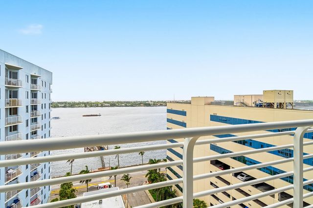 5 of 43 - 1551 N Flagler Drive #lph 11, West Palm Beach, FL
