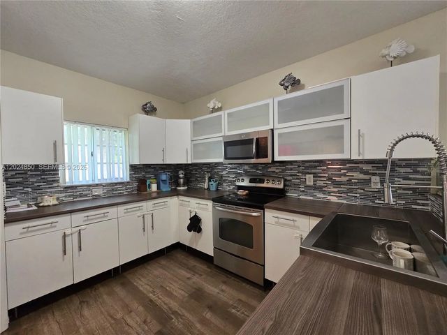 4 of 41 - 1236 Ne 32nd Avenue, Homestead, FL