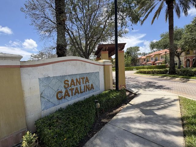 2 of 34 - 203 S Santa Catalina Circle #203, North Lauderdale, FL