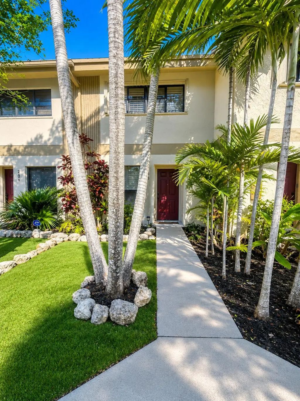 3062 S Oakland Forest Drive #203, Oakland Park