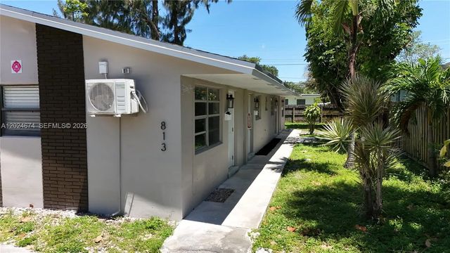 3 of 31 - 813 Sw 29th Street, Fort Lauderdale, FL
