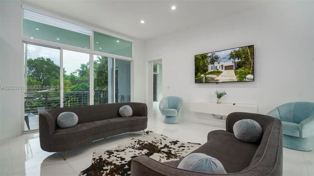 4 of 86 - 1759 Sw 30th Place, Fort Lauderdale, FL