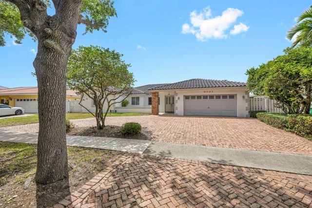 3 of 60 - 5791 Hawkes Bluff Avenue, Davie, FL