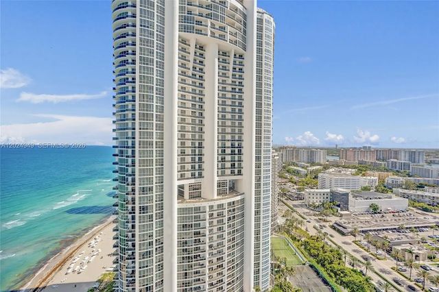 3 of 51 - 18201 Collins Avenue #3707, Sunny Isles Beach, FL
