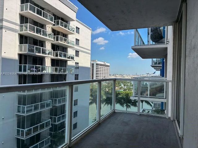 5085 Nw 7th Street #909, Miami